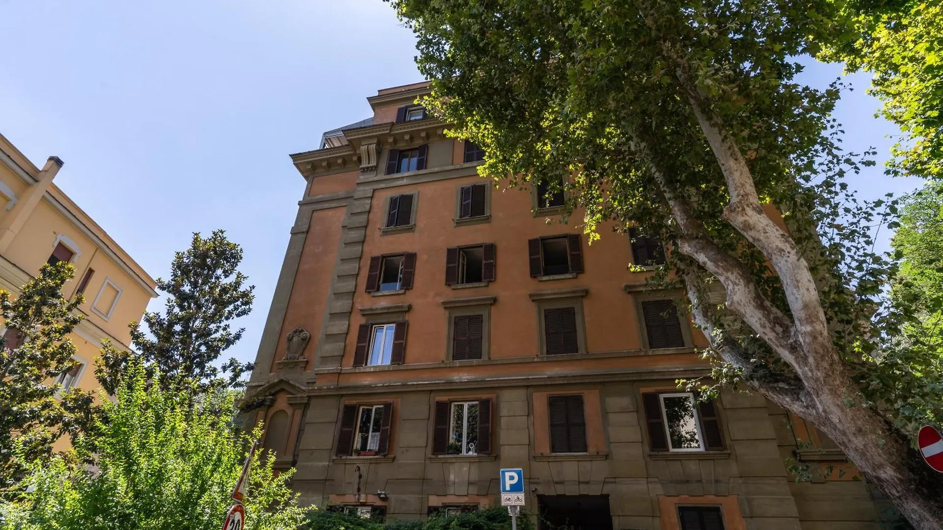 Essenze Eleganti A Trastevere Rome 0*,  Italy
