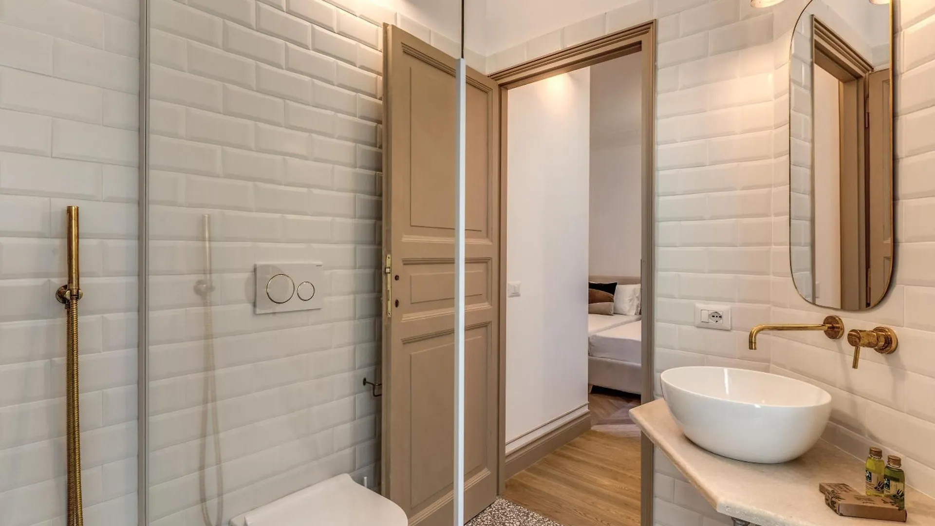 Essenze Eleganti A Trastevere Rome Apartment